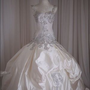 Wedding dress